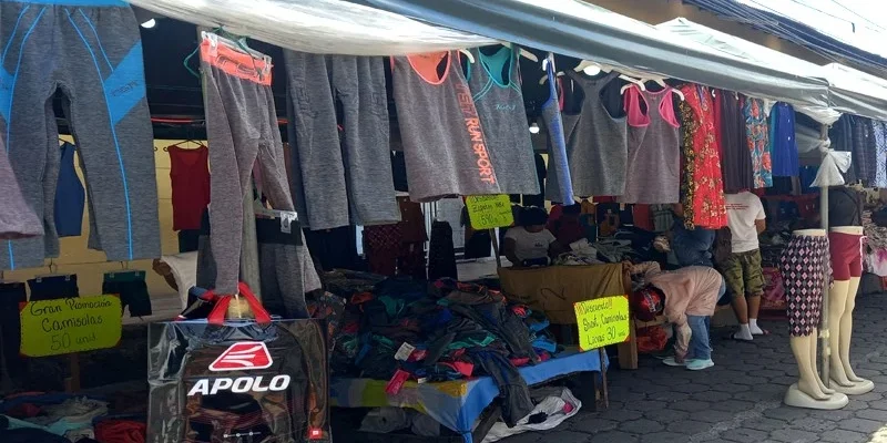 Comerciantes del Mercado Mayales de Juigalpa buscan la manera de captar el mayor porcentaje del aguinaldo