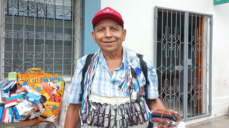 Don Alcides Iván Hernández Valle, vendedor originario de Teustepe-Boaco