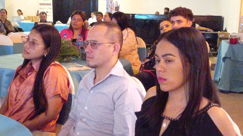 Odontólogos que participaron en el congreso celebrado en Juigalpa. 