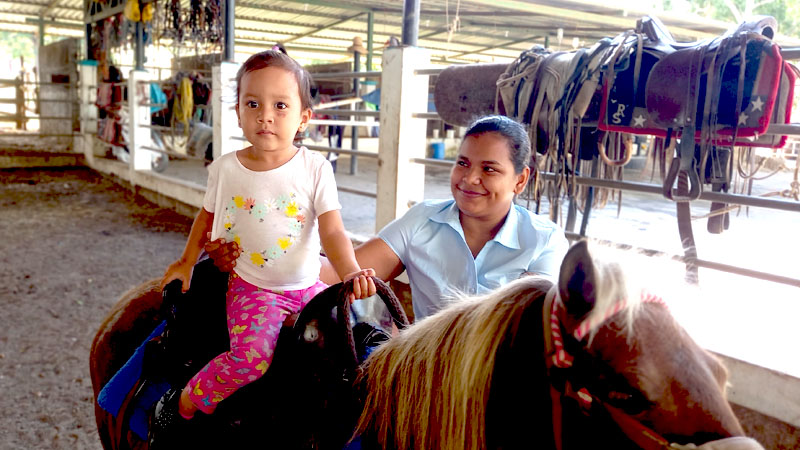Equino Terapia en Rancho Sami-Juigalpa. 