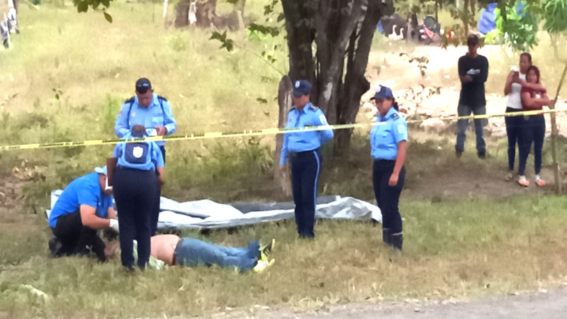Escena de la tragedia registrada en el kilómetro 198, carretera Acoyapa-San Carlos. 