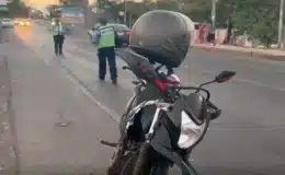 Niña es atropellada por una motocicleta cerca de la entrada principal al Estadio de Juigalpa