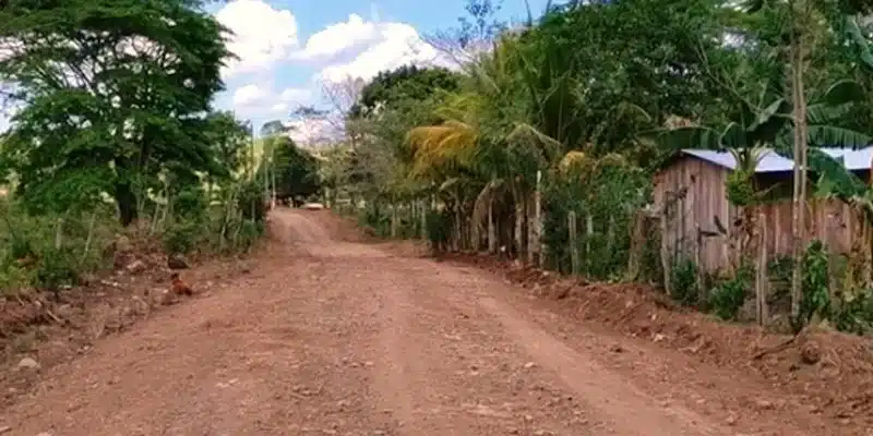 Inauguraron cinco kilómetros camino productivo en la comunidad El Tamboral, perteneciente a El Coral