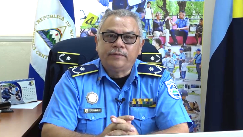 Comisionado general César Augusto Cuadra, co-jefe de la Policía de Nueva Guinea. 
