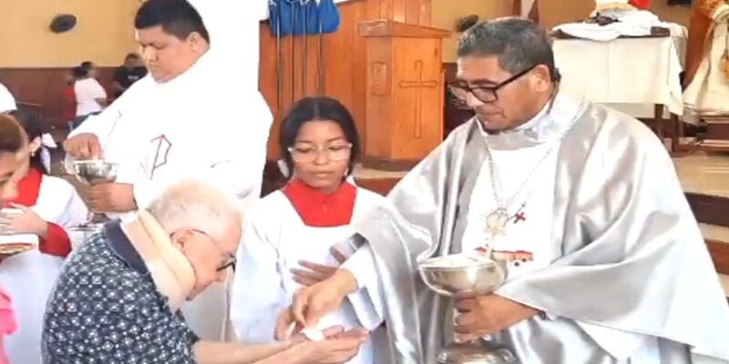 Obispo de Juigalpa insta a los fieles a expandir la gran noticia…que el salvador del mundo a resucitado
