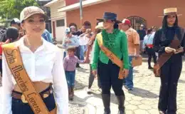 Tres guapas señoritas buscan el reinado de la fiesta tradicional de Juigalpa