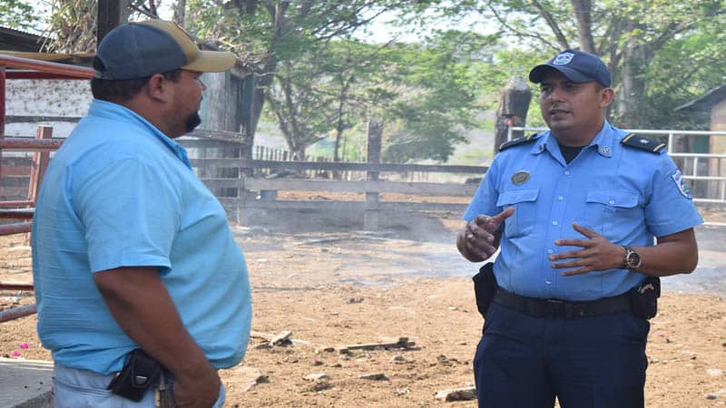 Visitas a las fincas-Fotos cortesía de Visión Policial 