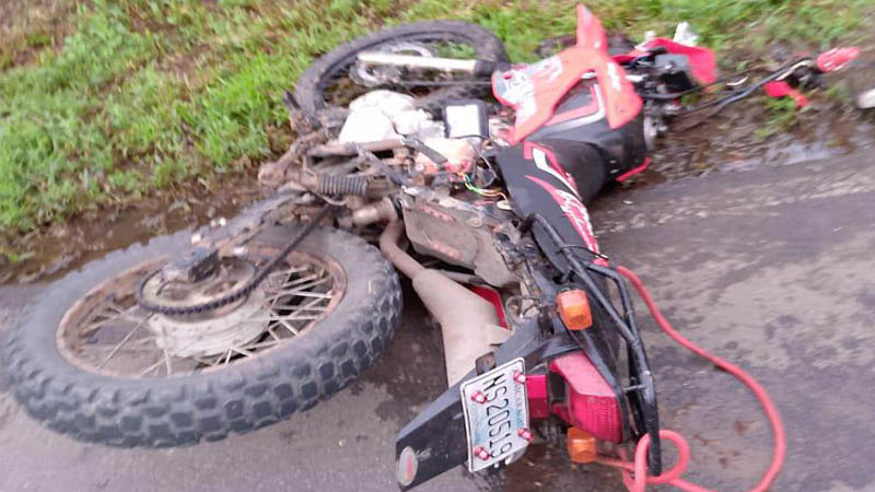 Una de las motocicletas involucrada en esta tragedia vial. 