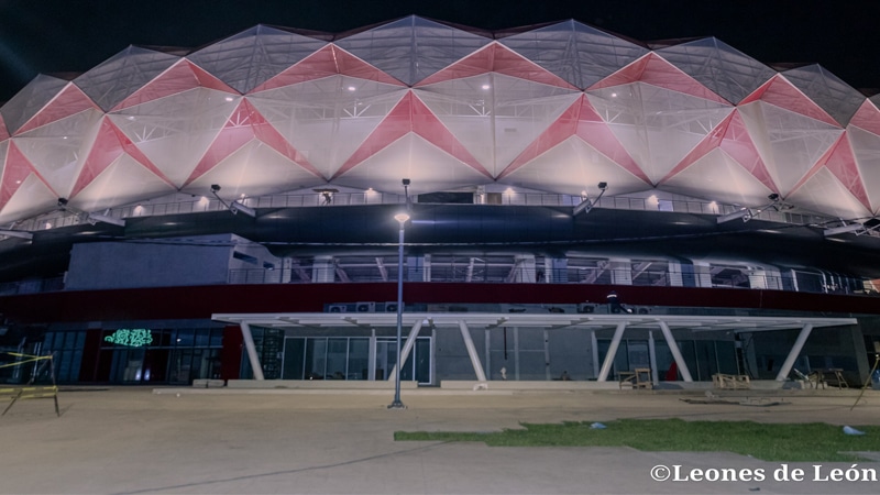 Nuevo Estadio de Beisbol de León "Rigoberto López Pérez". 