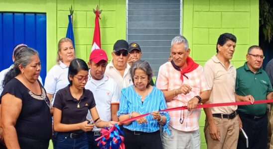 Tres viviendas dignas entregaron las autoridades a familias pobres de Juigalpa