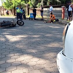 “Accidente en Juigalpa: Motociclista resultó lesionado tras colisionar con un camioncito”