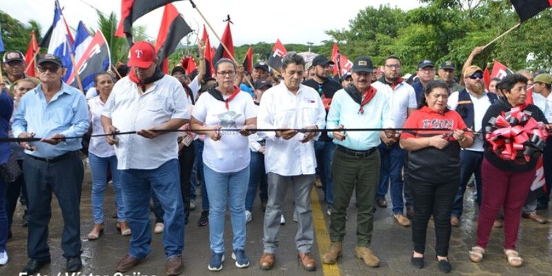 Gobierno de Nicaragua inauguró el primer tramo de la nueva carretera La Libertad-Cuapa