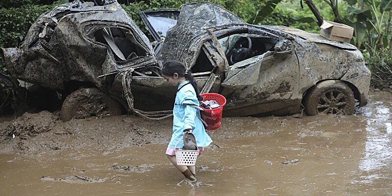 Lluvias provocaron en Sumatra inundaciones que hasta el momento dejan 20 fallecidos