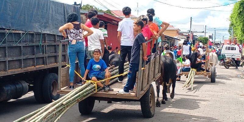 Inició la fiesta tradicional de Acoyapa con la entrada de las cañas