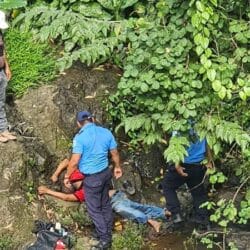 Vendedor murió al caer del puente central ubicado en El Ayote