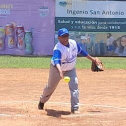 FDL inauguró su liga interna de Softbol