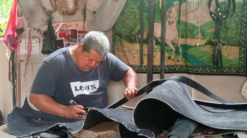 Roberto Javier Amador, artesano de Juigalpa.