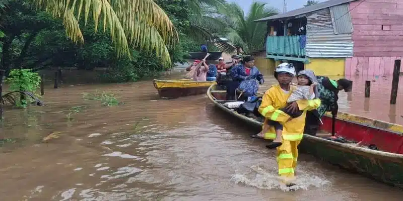Lluvias provocan anegaciones severas en ciudad Rama