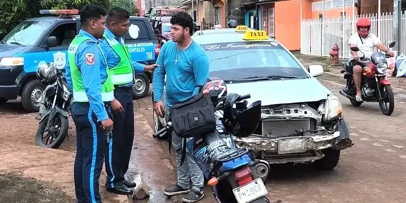 En Juigalpa detienen a primer motociclista por realizar maniobras peligrosas