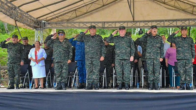 General de Ejército Julio César Avilés Castillo, junto a los mandos superiores del Ejército de Nicaragua.