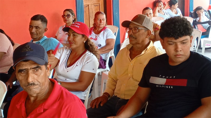 Pobladores de la comunidad San Diego.