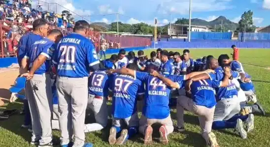 Los Toros de Chontales celebran su clasificación a la serie semifinal del Pomares 2025