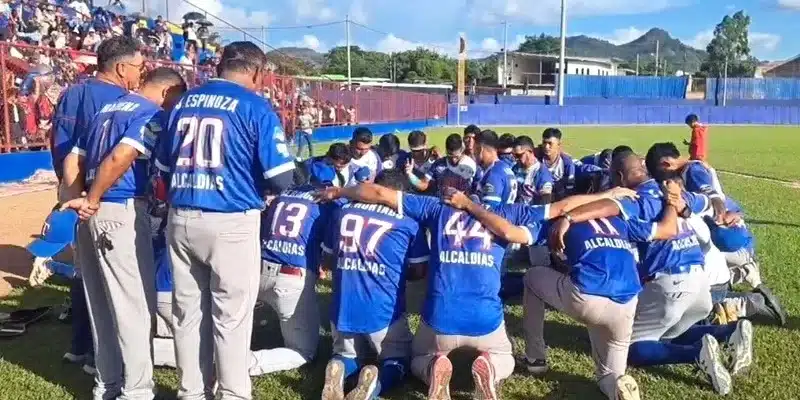 Los Toros de Chontales celebran su clasificación a la serie semifinal del Pomares 2025