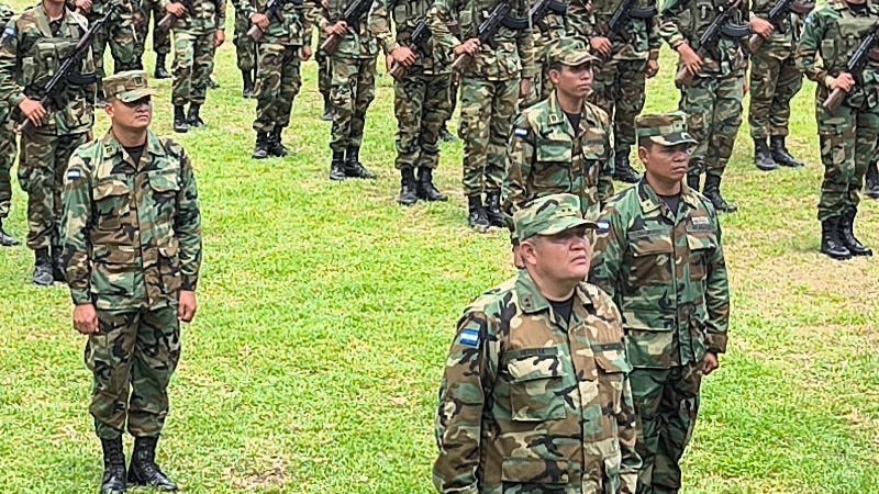 Ascendido a grados en el Quinto Comando Militar.