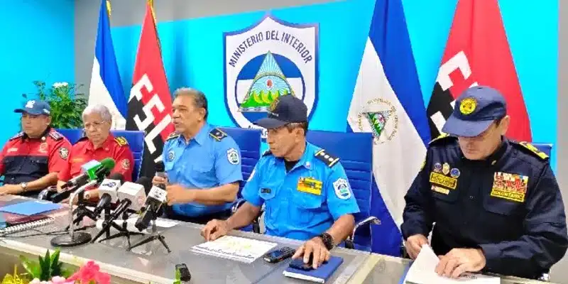 Policía y Bomberos presentaron el Plan Pólvora 2025