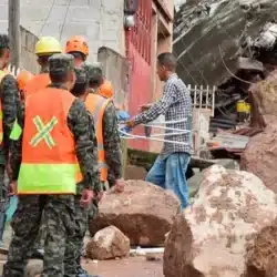 Lluvias dejan en colonia Guillén-Honduras derrumbes, inundaciones, casas destruidas y familias en la calle