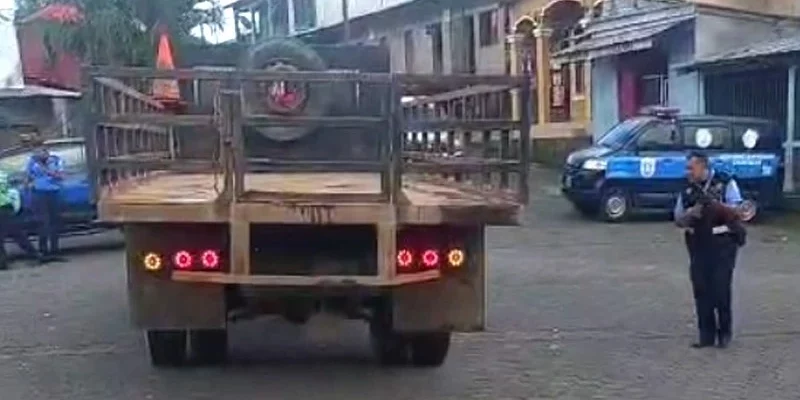 Camión pasó sobre la humanidad de Eliecer García y le provocó la muerte al instante