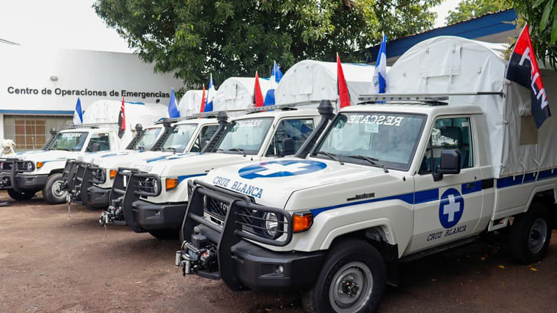 Camionetas de rescates entregadas a la filiales de Cruz Blanca. 