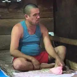 Heiner Aguilar busca ayuda para Volver a caminar. Cuando trabajaba un toro le fracturó la cervical