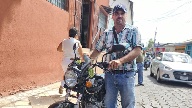 Xavier Salomón Suárez, conductor de la moto colisionada.