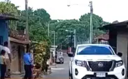 Niña murió al ser atropellada por una camioneta en un barrio capitalino