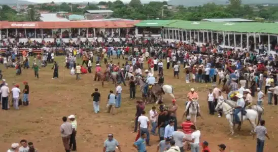 Juigalpa Cierra sus actividades del 147 aniversario con una corrida de toros en la barrera municipal Vicente Hurtado “Catarrán”