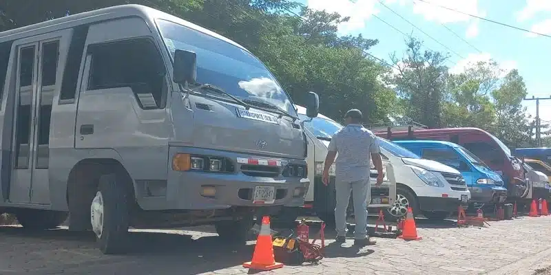 Unidades de transporte escolar de Juigalpa fueron inspeccionadas en la antesala del ciclo educativo 2026