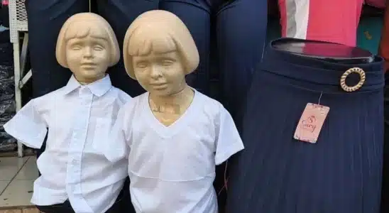 Comercio de Juigalpa surtido de mochilas, cuadernos, uniformes y zapatos escolares