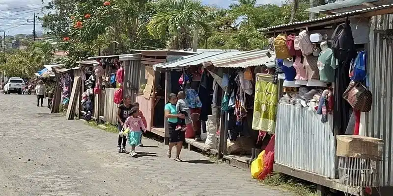 Comerciantes de Camoapa se preparan para su traslado gradual al nuevo mercado