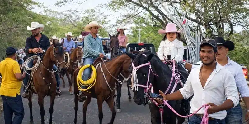 Hípico de Mayasang reunió a montados de diferentes puntos de la región central