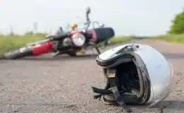 Motociclista resultó lesionado al impactar con perro en la comunidad Laurel Galán