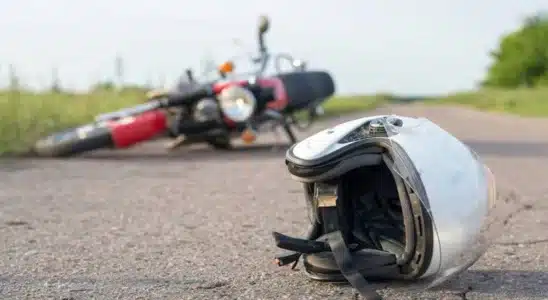 Motociclista resultó lesionado al impactar con perro en la comunidad Laurel Galán
