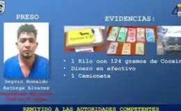 Oficiales de la Policía de Nueva Guinea, capturaron a un sujeto que transportaba un kilo de cocaína