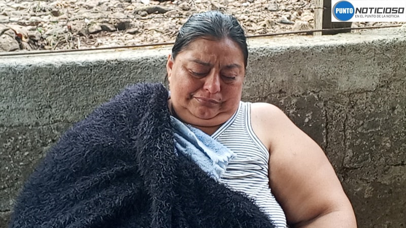 Mamá del estudiante de medicina que se encuentra desaparecido. 