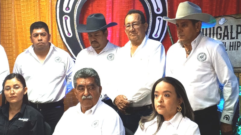 Miembros de la comisión hípica de Juigalpa. 