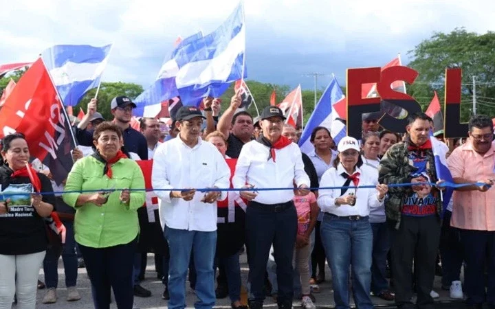 Se inauguraron 12 kilómetros de carretera adoquinado Juigalpa-Empalme Aguazarca-Santa Isabel