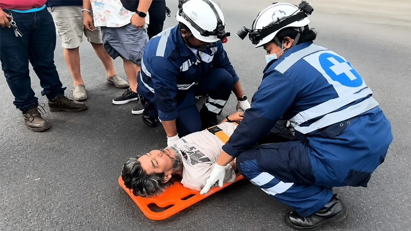 Ebrio peatón fue atropellado por una camioneta en la entrada a Juigalpa
