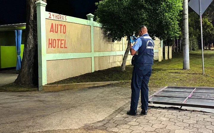 Matan a mujer de varias heridas con arma blanca en un auto hotel de Masaya