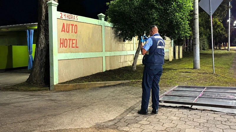 Matan a mujer de varias heridas con arma blanca en un auto hotel de Masaya