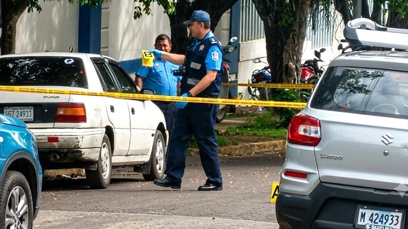 Hombre mató a su ex mujer de un disparo en el Reparto San Juan